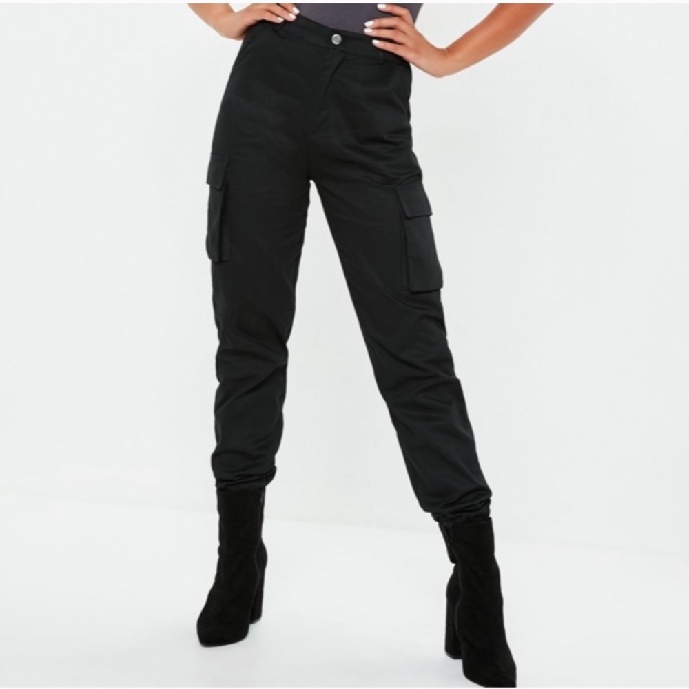 * NEW * Missguided Black Cargo Pants